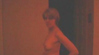 Cristal May' anus zauder film porno dobro ide uz veliki mesnati shlong